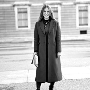 Isabelle-van-Doorn-blackwhite-366x350